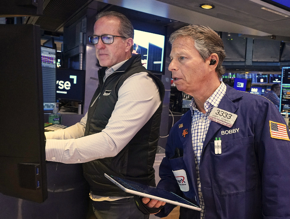 Wall Street rises toward records as US stocks catch up to the