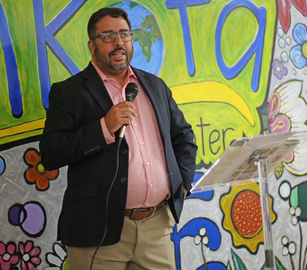 Saying Hello: HOLA Lakeway hosts chamber breakfast - Citizen Tribune